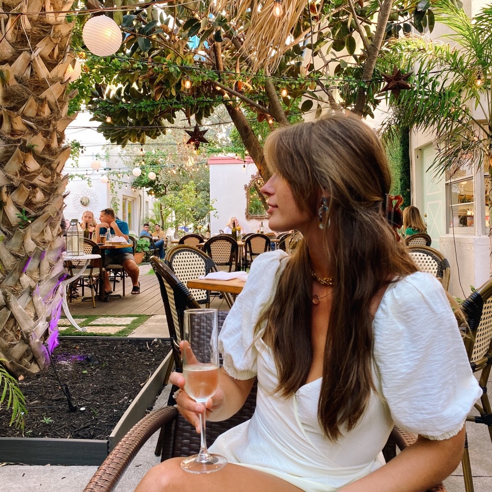 Meet your Posher, Olivia